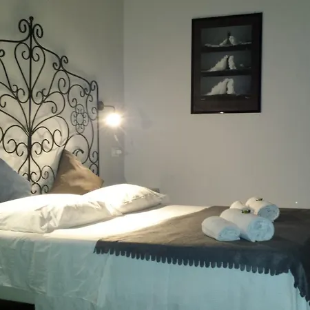 Borghese Guest house Rome