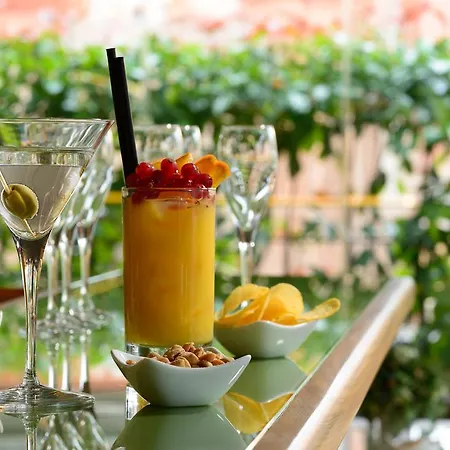 Babuino 181 - Small Luxury Of The World 4* Rome