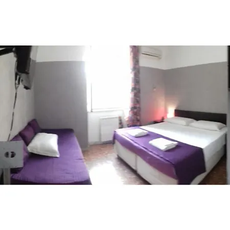 Affittacamere Casa Celeste 2*