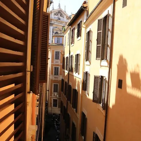 Apartament Pietra Square