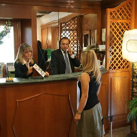 Bolivar Hotel