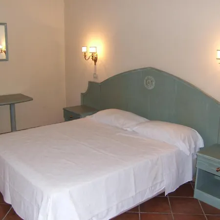 Quadrifoglio Eur Hotel 3*