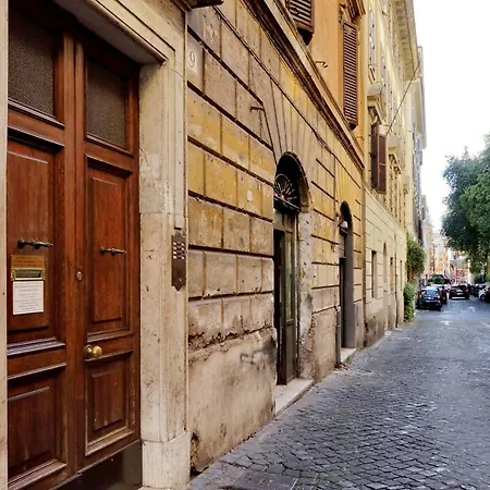 Falstaff Apartment Rome