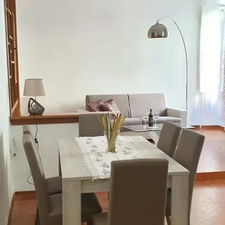 Casa Tua Coliseum Appartamento *