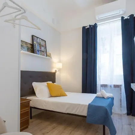 Cathrine Hotel 2*