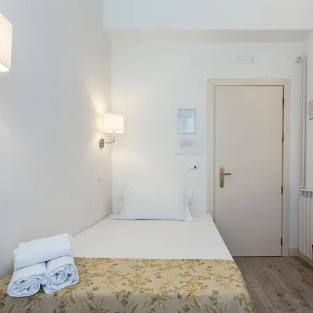 Cathrine Hotel