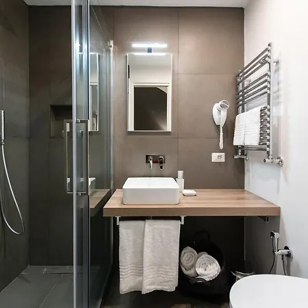 Guest house Lungotevere Ripa 2*