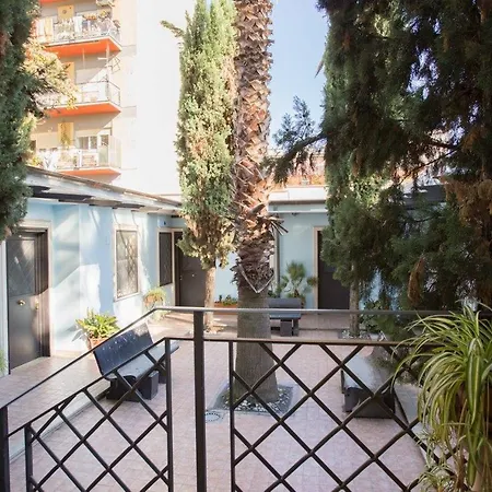 Lodi Aparthotel Roma