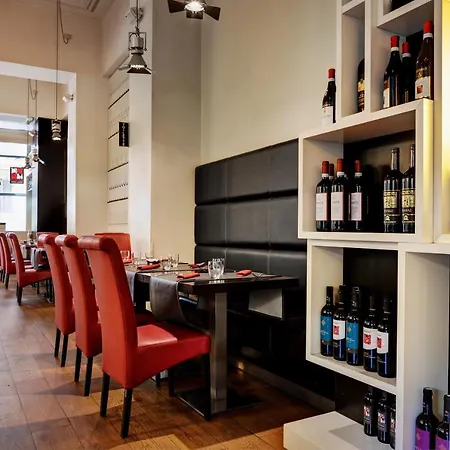 Dharma Style & 4* Rome