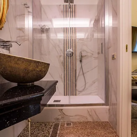 בית הארחה Trastevere Royal Trilussa 4*