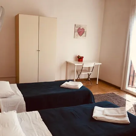 Boarding House International Lägenhetshotell