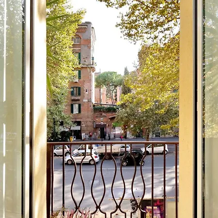 Apartment Via Andrea Doria
