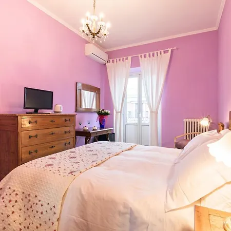 Bed & Breakfast A Tale 2*