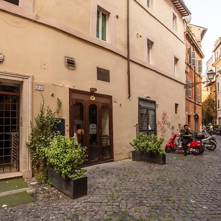 Rr Campo Dei Fiori Apartment *