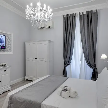 Charme & Chic Luxury Πανσιόν 2*