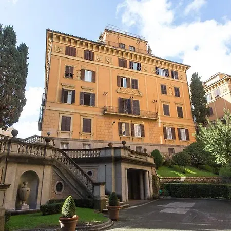 Apartment In Parioli *