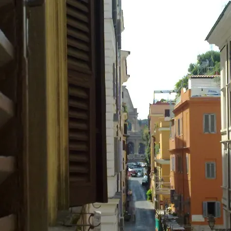 San Daniele Bundi House Penzion