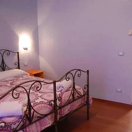 Πανσιόν Casa Cleo 2*