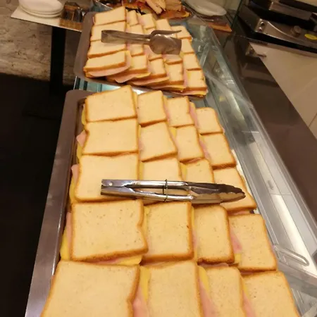 Garden's Elide بيت ضيافة روما