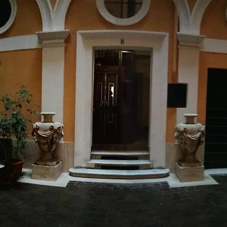 Garden's Elide Casa de hóspedes 2*
