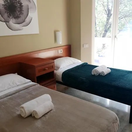 Smart Trastevere Guest house 3*