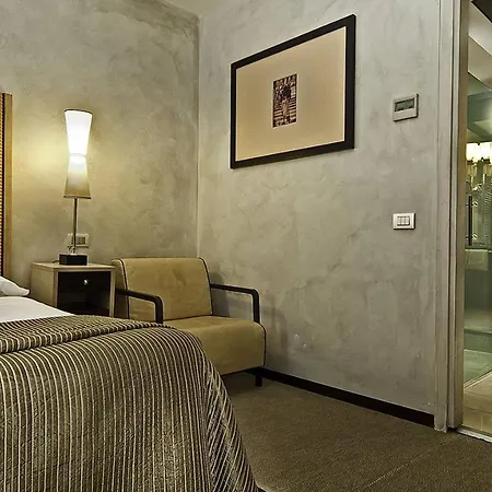 Intown Luxury House 3*