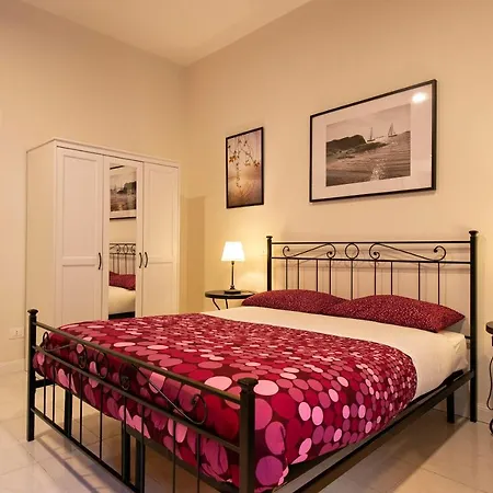 Apartment Giulio Cesare Imperatore