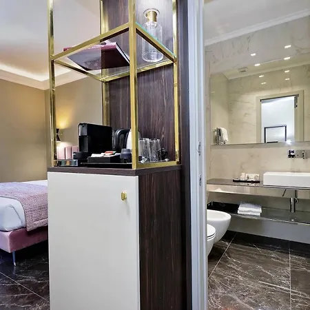 Penzion Bq House Colosseo Luxury Řím