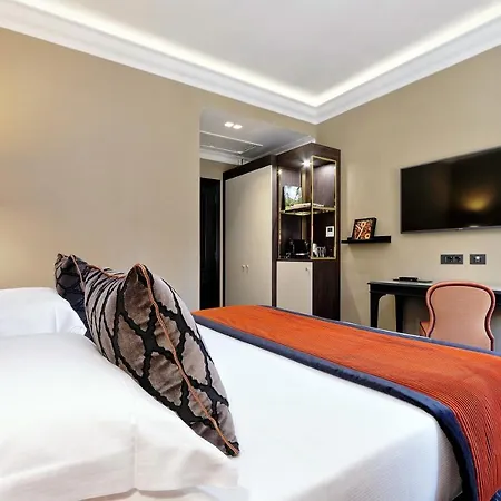 Bq House Colosseo Luxury 2*