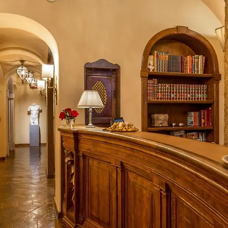 Boutique Campo De' Fiori Hotel 3*