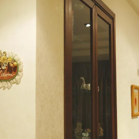 Chic House *