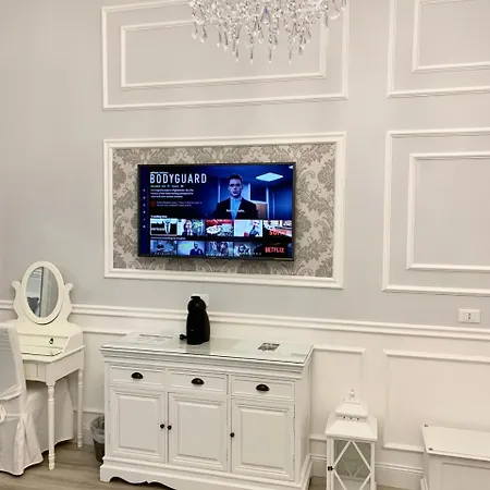 Πανσιόν Charme & Chic Luxury 2*