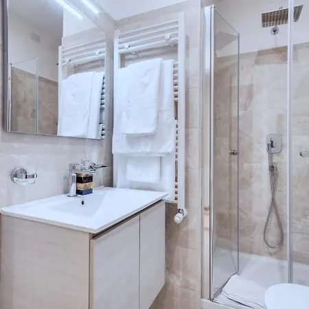 Flats Via Delle Muratte 2mins To Trevi Fountain Appartement *