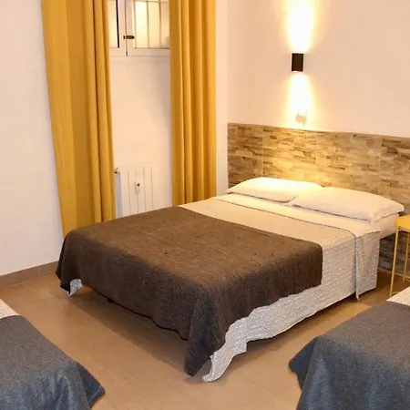 Overseas Guest house 2*
