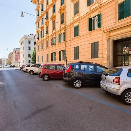 Apartment Bright And Modern 2 Bed Flat In Prati Rome