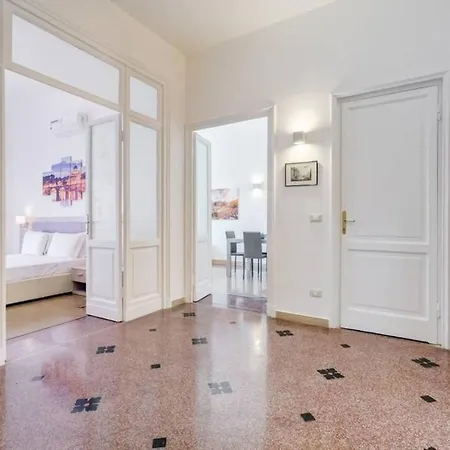 Bright And Modern 2 Bed Flat In Prati Apartment *