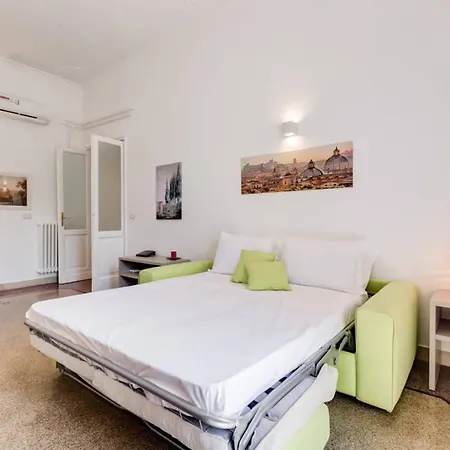 Bright And Modern 2 Bed Flat In Prati Apartment