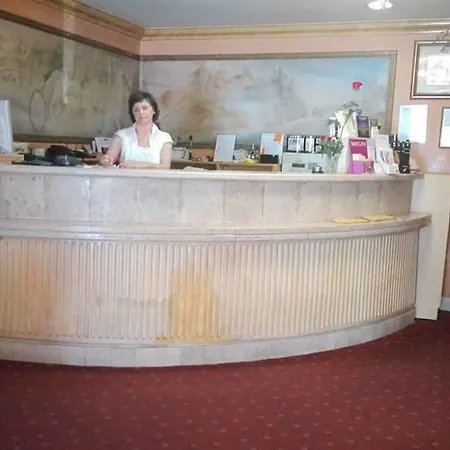 Cinecitta Hotel 3*