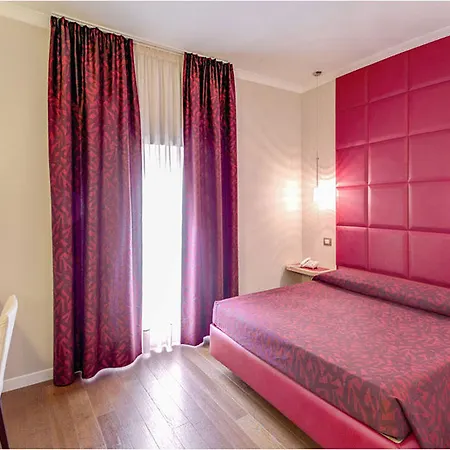 Boutique 4* Roma