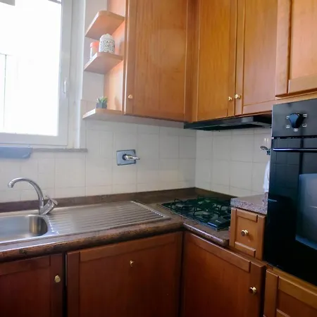 Domi 10 Apartment, Stazione Termini, Via Curtatone 12 Apartment *