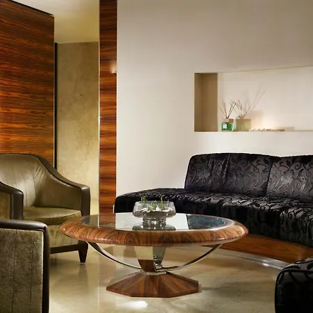 Deco 4*