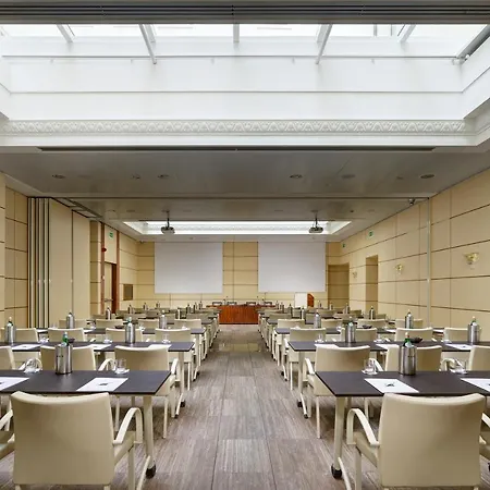 Hotel Una Deco