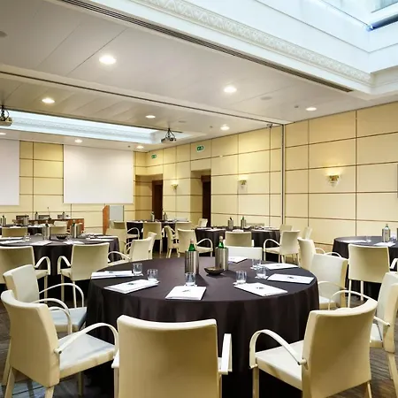 Una Deco Hotel 4*