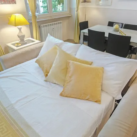 Residenzia Via Galvani * Rome