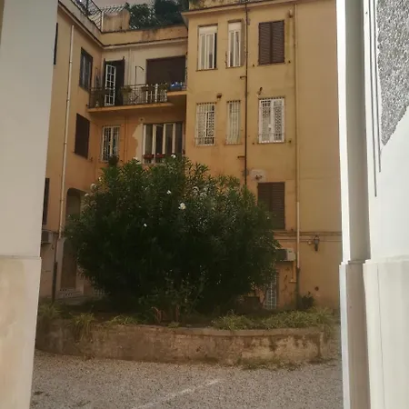 Maison Maneli Guest house