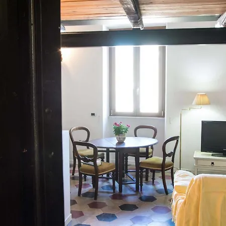 Apartment Sunny Navona Square Rome