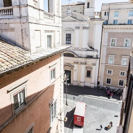Apartment Sunny Navona Square *