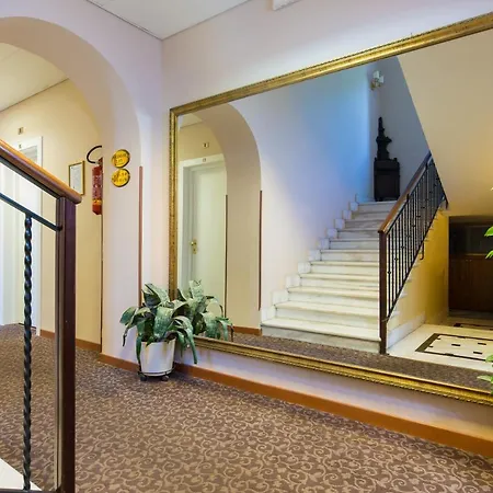 Hotel Arco Di Travertino Rome