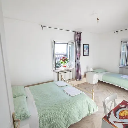 Meile House Bed & Breakfast