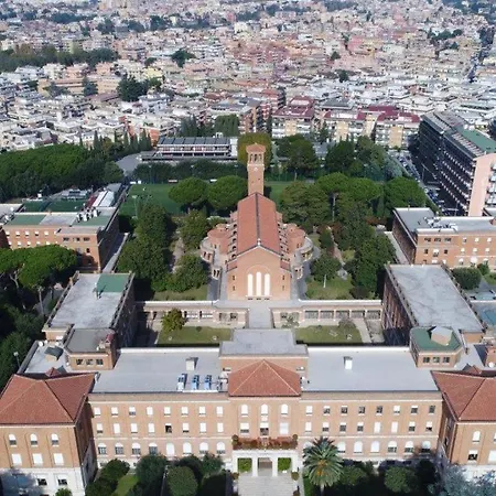 Casa La Salle - Vaticano 3*